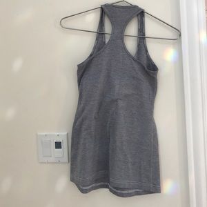 Lulu gray white striped tank